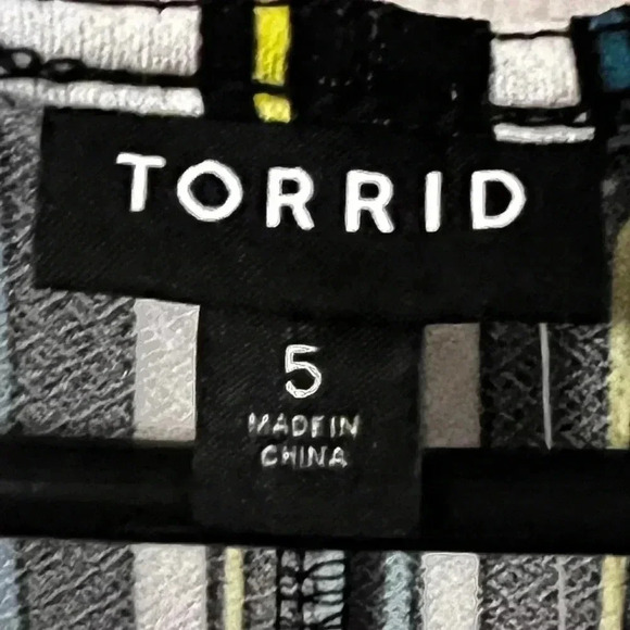 NWT Torrid Midi Dress Women 5X Stripe Crepe Studio Flutter Slv Green Tie Waist - Picture 2 of 6